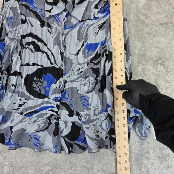 Sunny Leigh Shirt Womens Medium Gray Blue Abstract Pleated Button Front Blouse - Picture 4 of 8